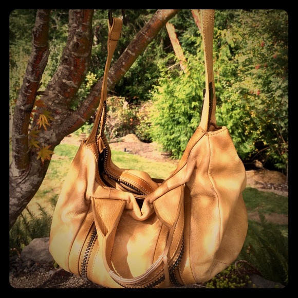 Kelsi Dagger Top Handle Satchel w/ Crossbody Strap - Picture 1 of 4